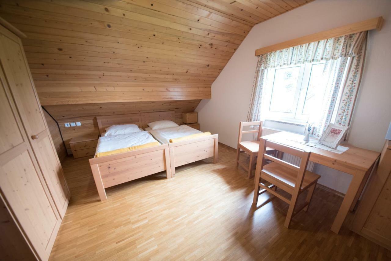 Tourist Farm Pr'Dovar Церкле на Горенскем Екстериор снимка